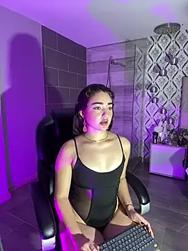 AryaLynns élő XXX-chatje