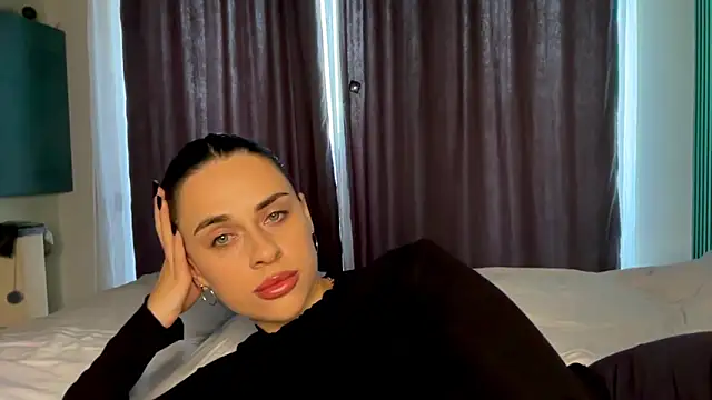 MariaValverdeee 现场XXX聊天