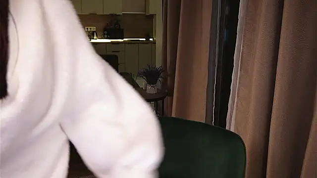 wowmolly Chat XXX live