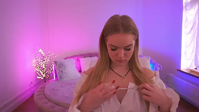 Онлайн чат XXX CelesteNoir