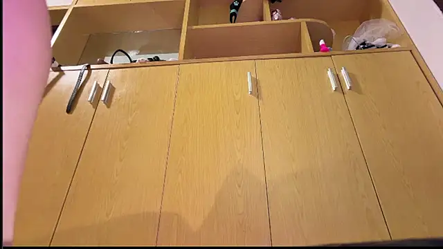 Chat XXX ao vivo de Yiyi-707