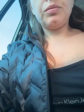 แชท XXX สดของ ladywithbigass