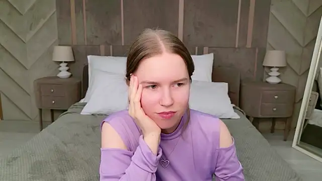 Alida_Brice 现场XXX聊天