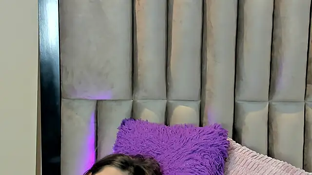 Megaan_Foxy live XXX chat