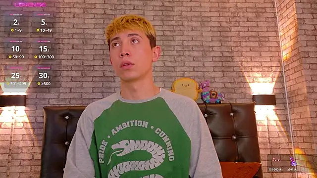 عرض كام Naughty__Chriss