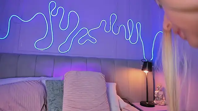 Sofly_s Live XXX-Chat