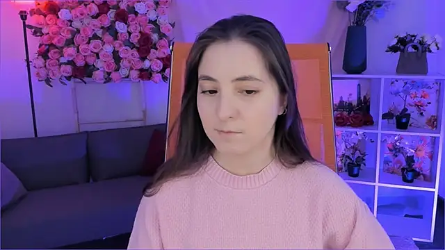 VirtuallVoyant Adlı Modelin Canlı XXX Sohbeti