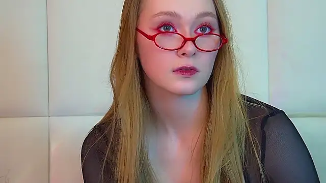 AgataFoxley 现场XXX聊天