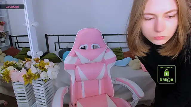 Elma_Lily élő XXX-chatje