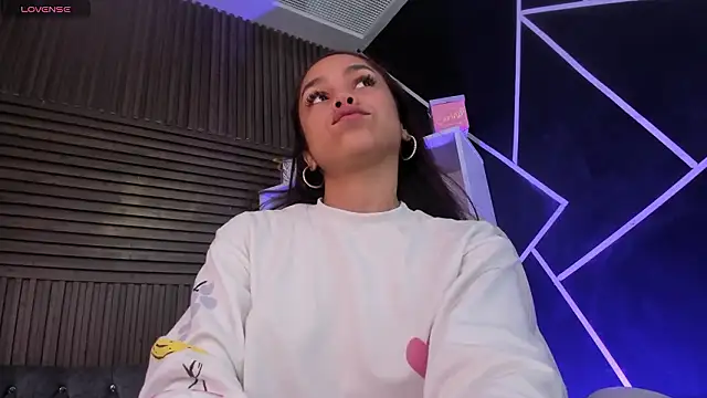 دردشة CarolineFyre الجنسية المباشرة