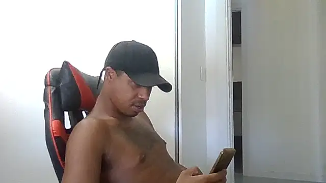 Chatroom XXX en direct de JUNINHOLEKEJR