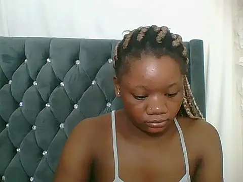 HotJeylee 即時 XXX 聊天