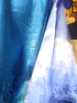 QueenPammy1 即時 XXX 聊天