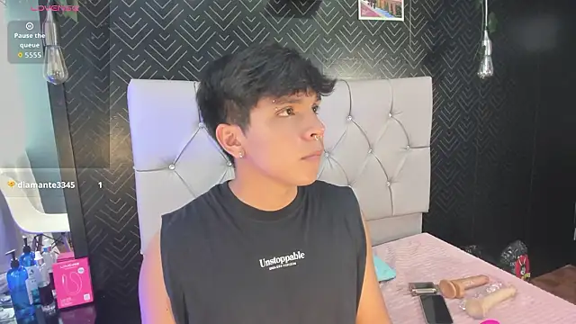 Chat +18 de Thiago_Kozak ao vivo