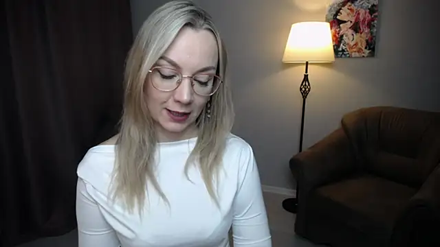 Ava_Elior 即時 XXX 聊天