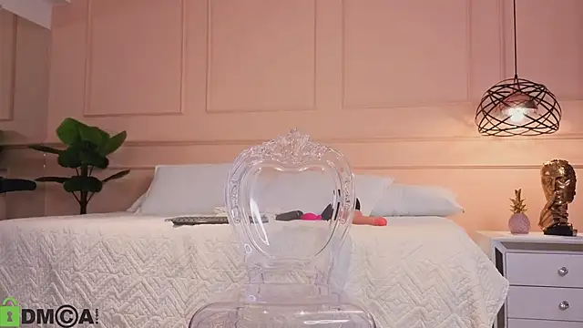 ROSE__15 Adlı Modelin Canlı XXX Sohbeti