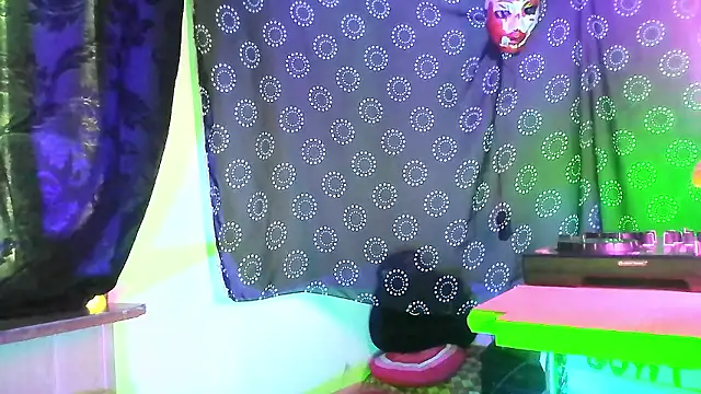 Chat +18 de Guyst049 ao vivo