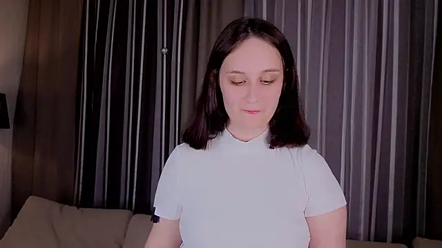 RamonaLarasonのライブXXXチャット