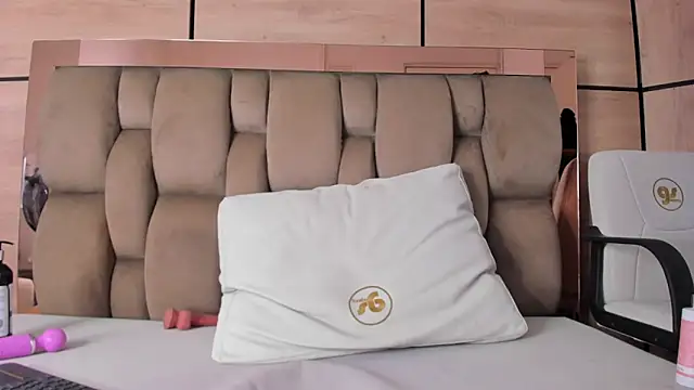 Chat XXX en directo de karol_lewiss