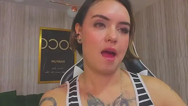 Czat XXX na żywo – zarcasutra_t