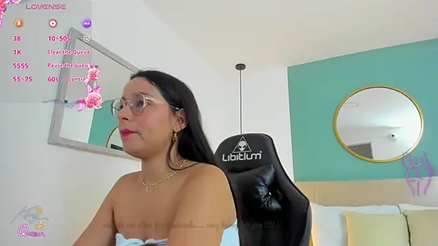 lucy_blue28 Live XXX-chat