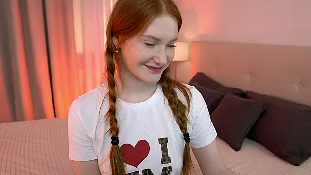 Chatroom XXX en direct de FiaMoor