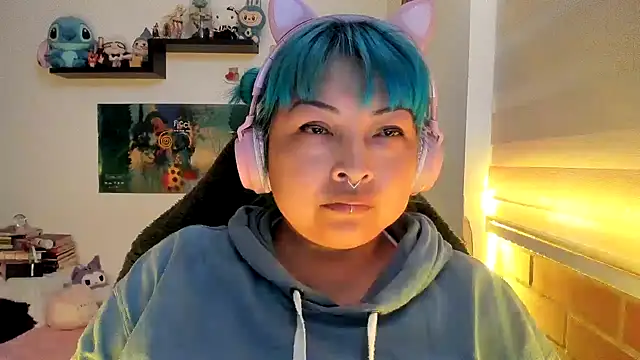 Онлайн чат XXX Shaddycute_