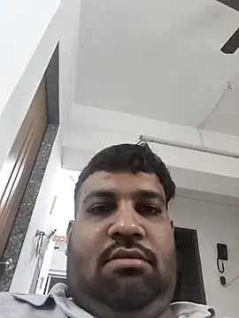 vinay_smalldick 即時 XXX 聊天