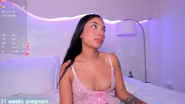 Chat +18 de MissPocahontass ao vivo