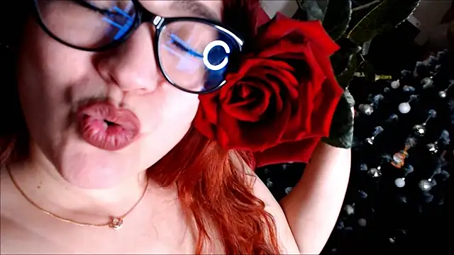 SimplyDivine – Live XXX-chat