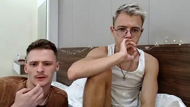 دردشة NikiKerryCum الجنسية المباشرة