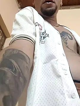 HallowedMilan Adlı Modelin Canlı XXX Sohbeti