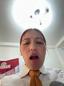 Emily-7_ élő XXX-chatje