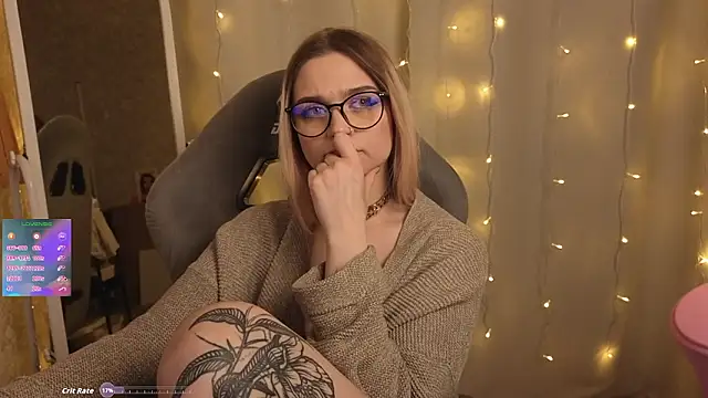 lucylucious: απευθείας συνομιλία ΧΧΧ