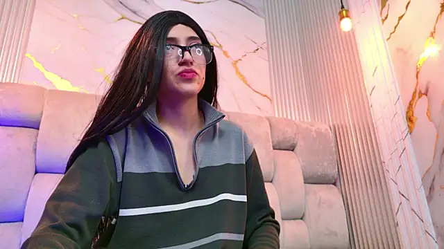 MichaelRossexxx élő XXX-chatje