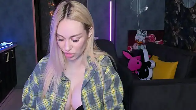 Živý XXX chat Blckmirrorr