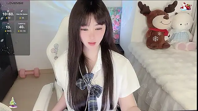 yuii-7 Chat XXX live