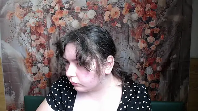 NeonilaLisova Chat XXX in diretta