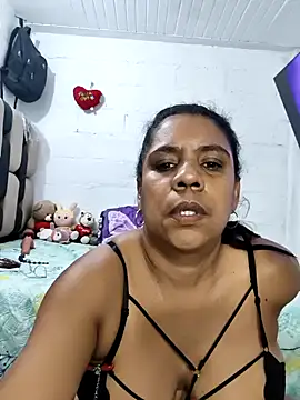 Chat XXX en directo de Zeyllyjhonson