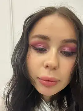 AliceLune Chat XXX live