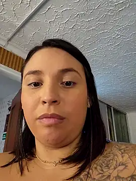 Онлайн чат XXX LizzRouse