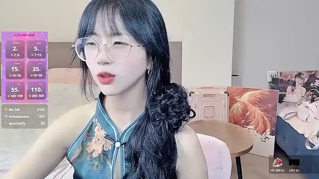 -ruoruo- 网络视讯表演