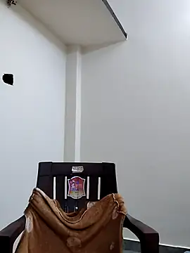 Sweet-kajal7 网络视讯表演