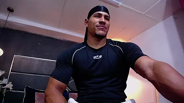 teddyfit19cm Adlı Modelin Web Kamerası Şovu