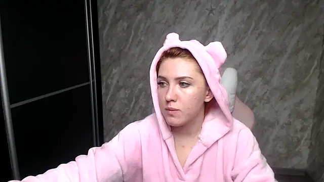 XXX chat uživo modela Reginasmilee