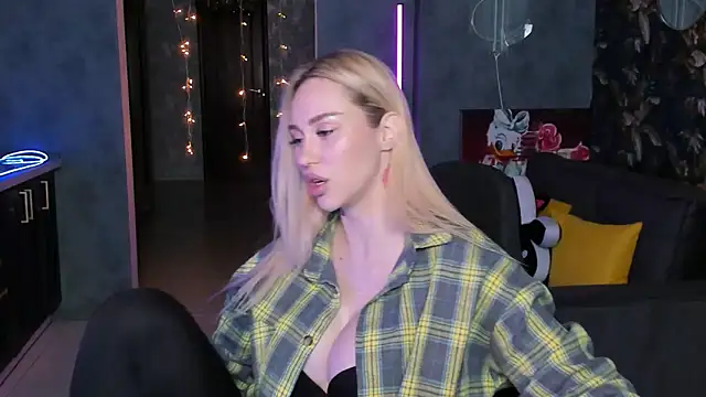 Онлайн чат XXX Blckmirrorr