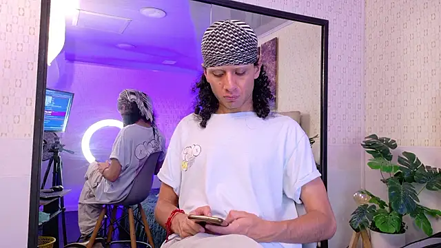 Вебкам-шоу 4L3JX