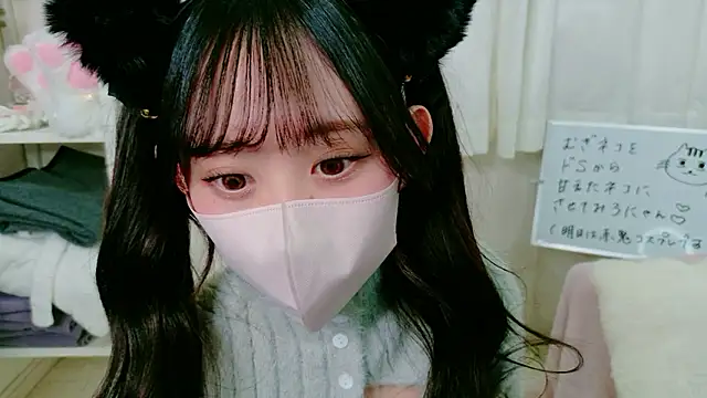 _mugi_ Chat XXX in diretta