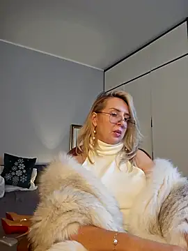 Вебкам-шоу MariaRichi_