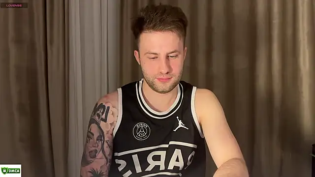 dominantrodri's Live XXX Chat